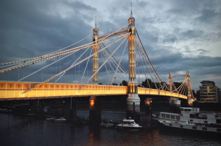 Albert Bridge